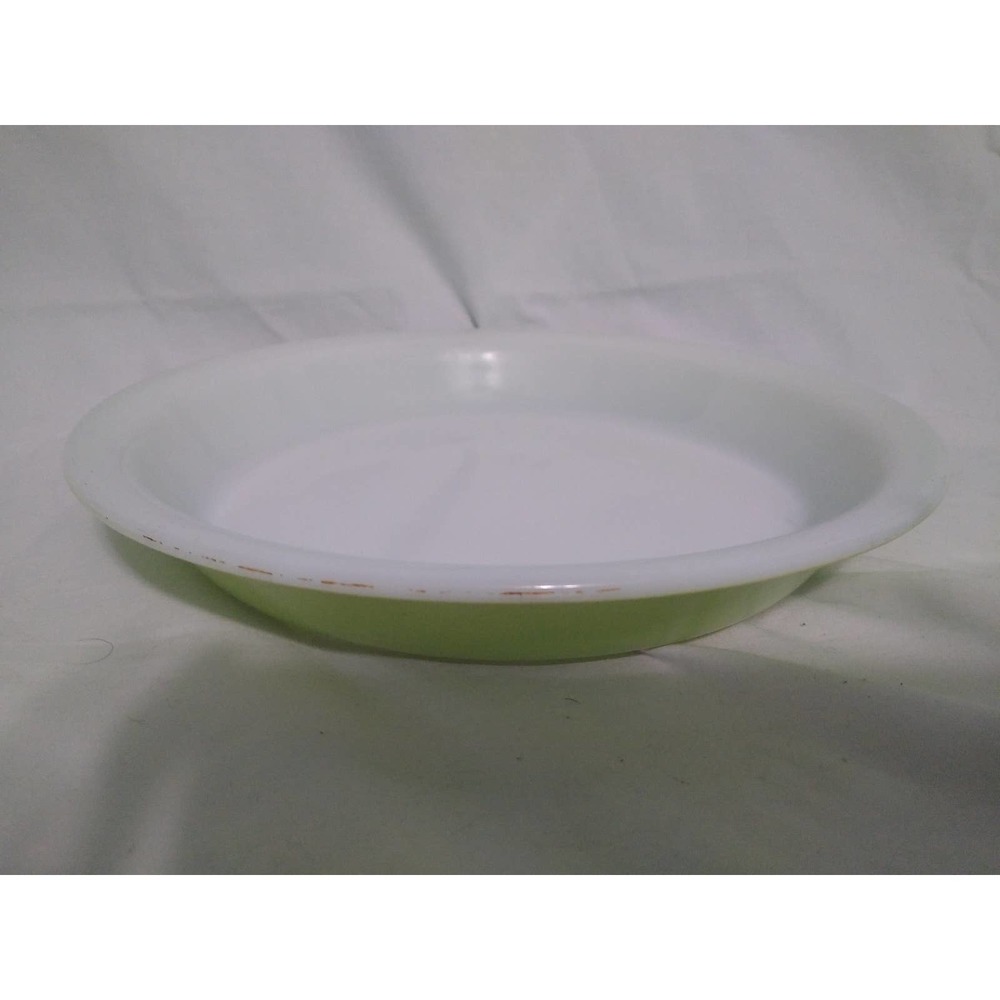 Lime green pyrex 209 8.5 inch lime green baking dish